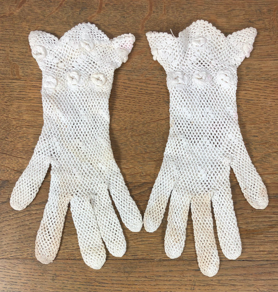 Beautiful Original 1930s 30s Vintage White Crochet Lace Gloves