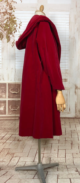 Amazing Original Late 1940s 40s Volup Vintage Hooded Lipstick Red Velvet Coat