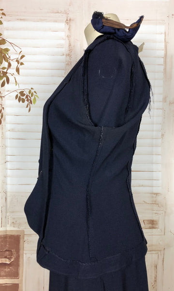 LAYAWAY PAYMENT 2 OF 4 - RESERVED FOR SARA - Super Cute Original 1940s 40s Vintage Navy Blue Crepe Suit With Bow Detail