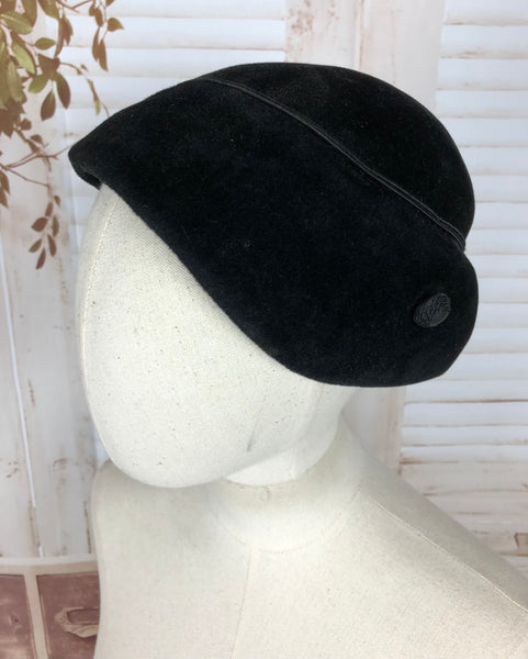 Original Late 1950s 50s Vintage Black Velvet Hat