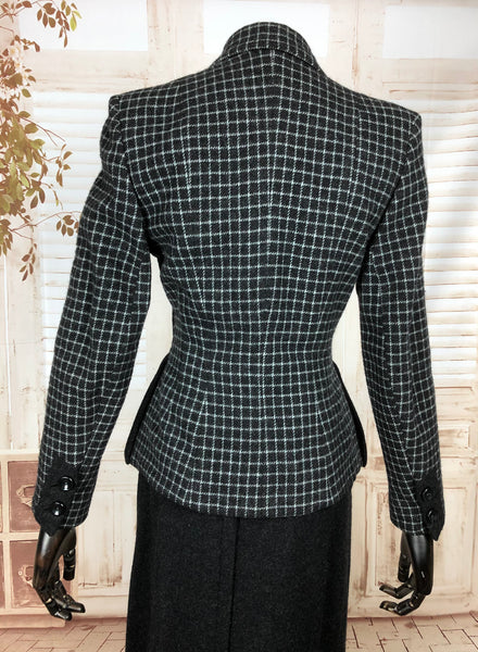 Beautiful 1940s 40s Vintage Dark Grey Check Wool Suit By Peck & Peck