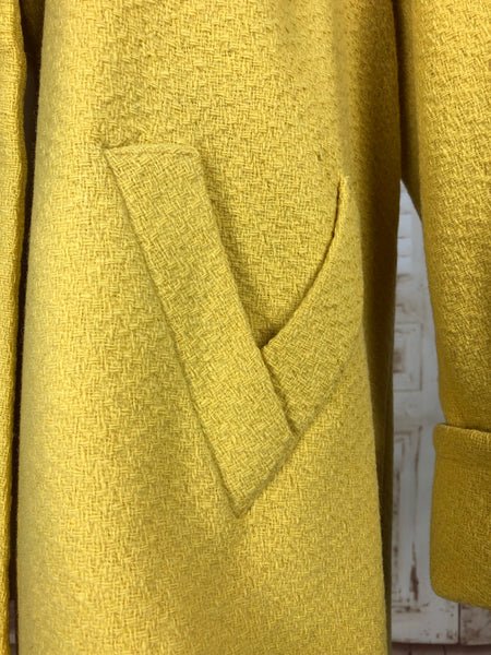 LAYAWAY PAYMENT 1 OF 2 - RESERVED FOR GILDA - Gorgeous Original 1940s Vintage Mustard Yellow Swing Coat With Arrow Button And V Pockets