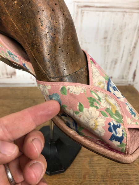 Original 1940s 40s Vintage Pink Floral Wedge Shoes With CC41 Utility Label